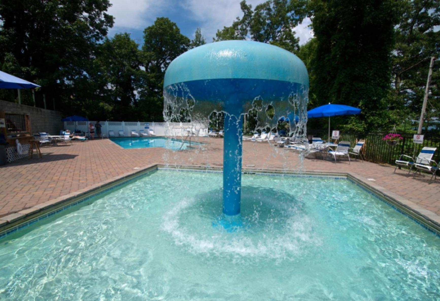 Woodhaven - Private - 3 Suites - Gorgeous Views - 3 Pools - Gamerm - Hottub - Lots Of Bears Gatlinburg Extérieur photo