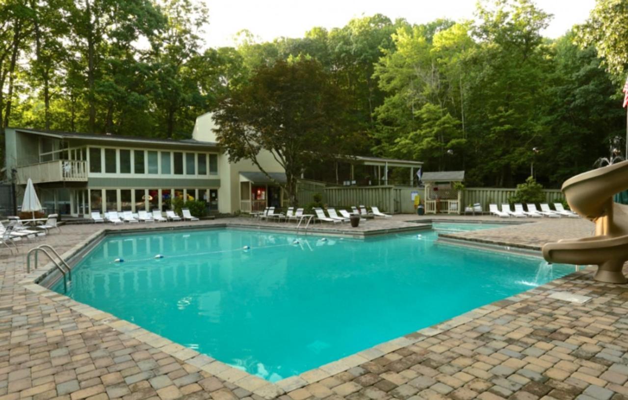 Woodhaven - Private - 3 Suites - Gorgeous Views - 3 Pools - Gamerm - Hottub - Lots Of Bears Gatlinburg Extérieur photo